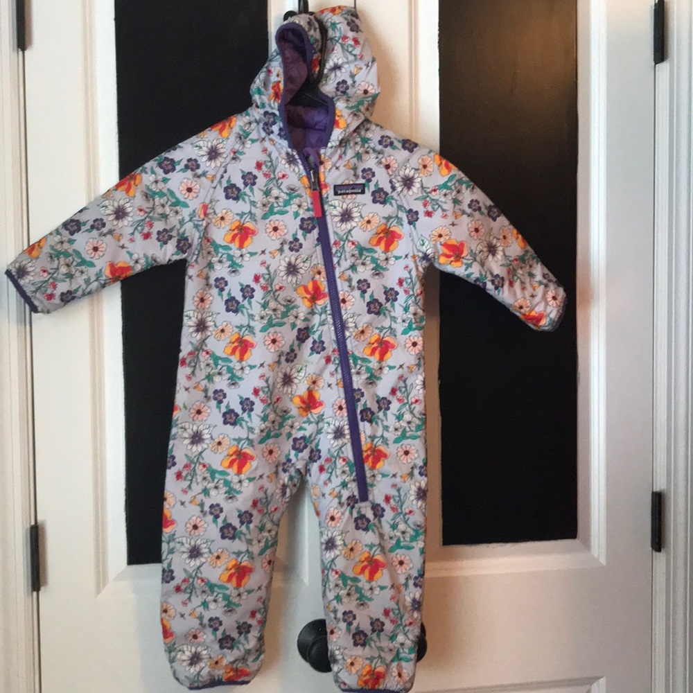 Reversible snow suit